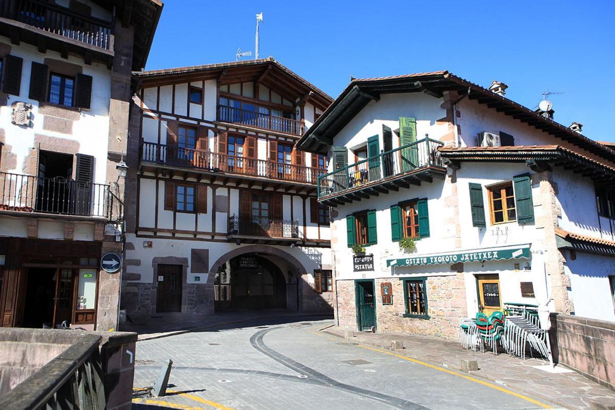 Hostal Antxitonea Elizondo Exterior photo